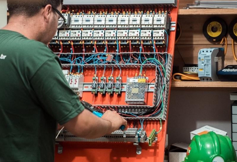 Montagem de Painel de Controle Orçamento Guatapará - Montagem de Quadro Elétrico para Edifícios